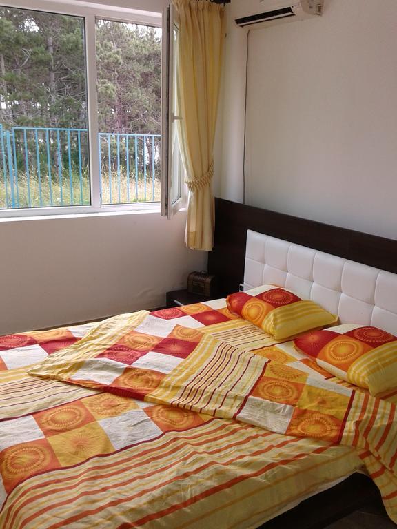 Caprice Apartment In Lozenec Kiten  Ruang foto