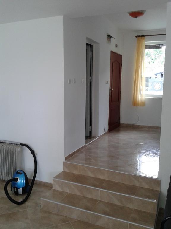 Caprice Apartment In Lozenec Kiten  Ruang foto